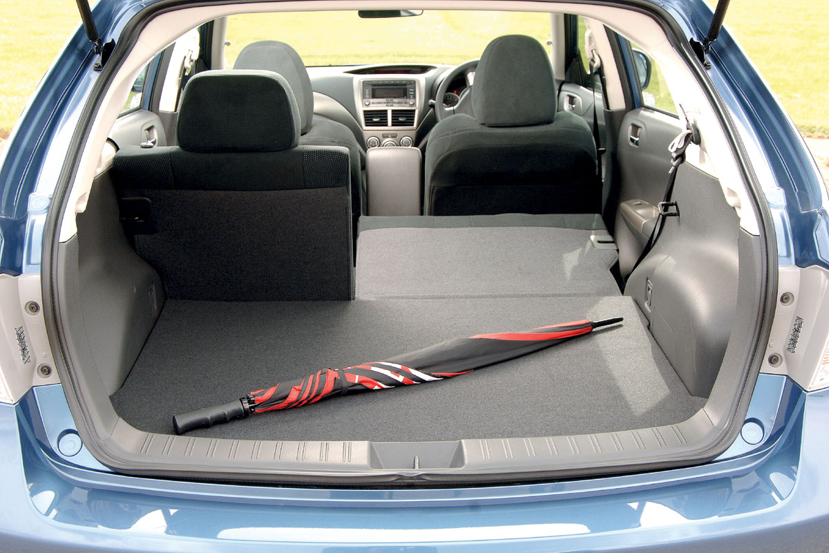 Impreza boot