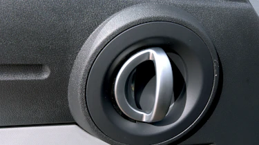 Nitro knob