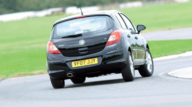 Corsa back