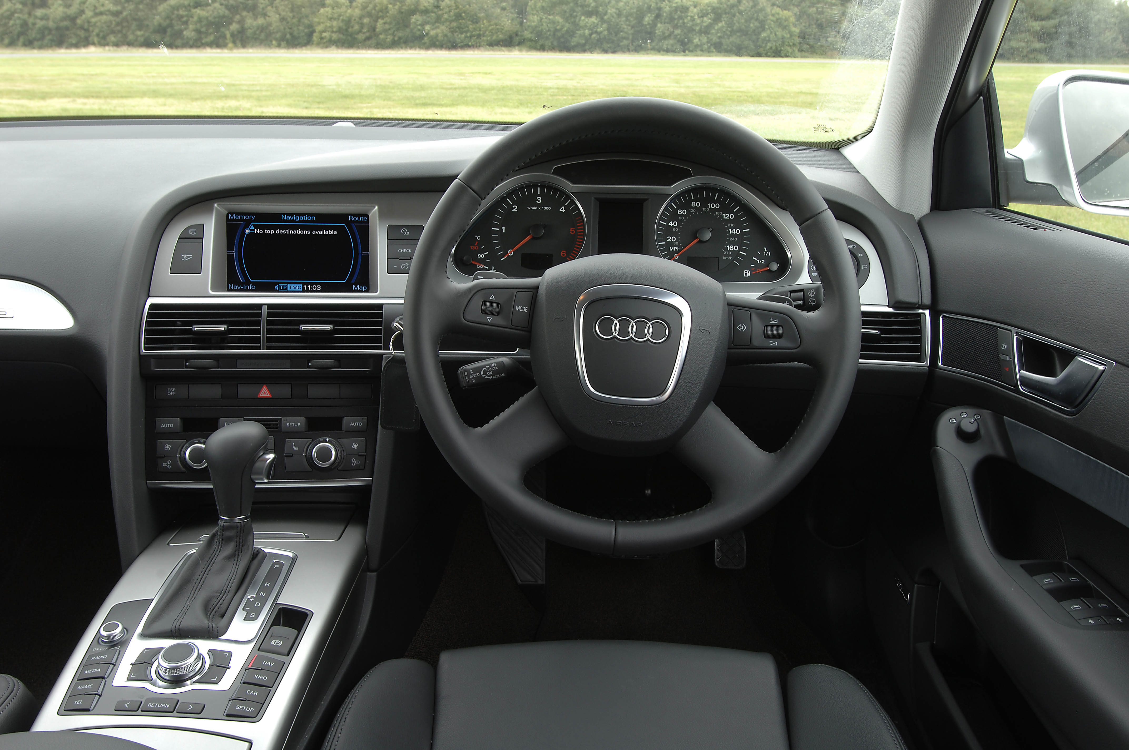 A6 Allroad interior
