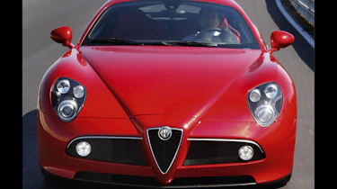 Alfa Romeo 8C