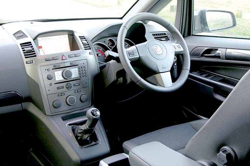 Vauxhall Zafira interior