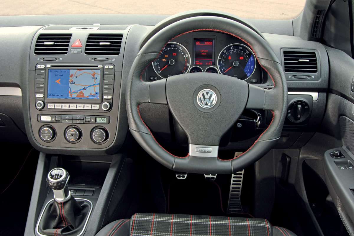 Volkswagen Golf GTI