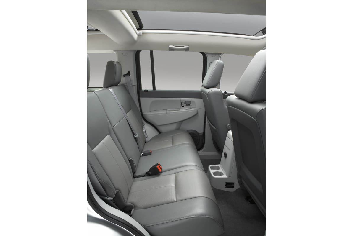 Cherokee interior 2