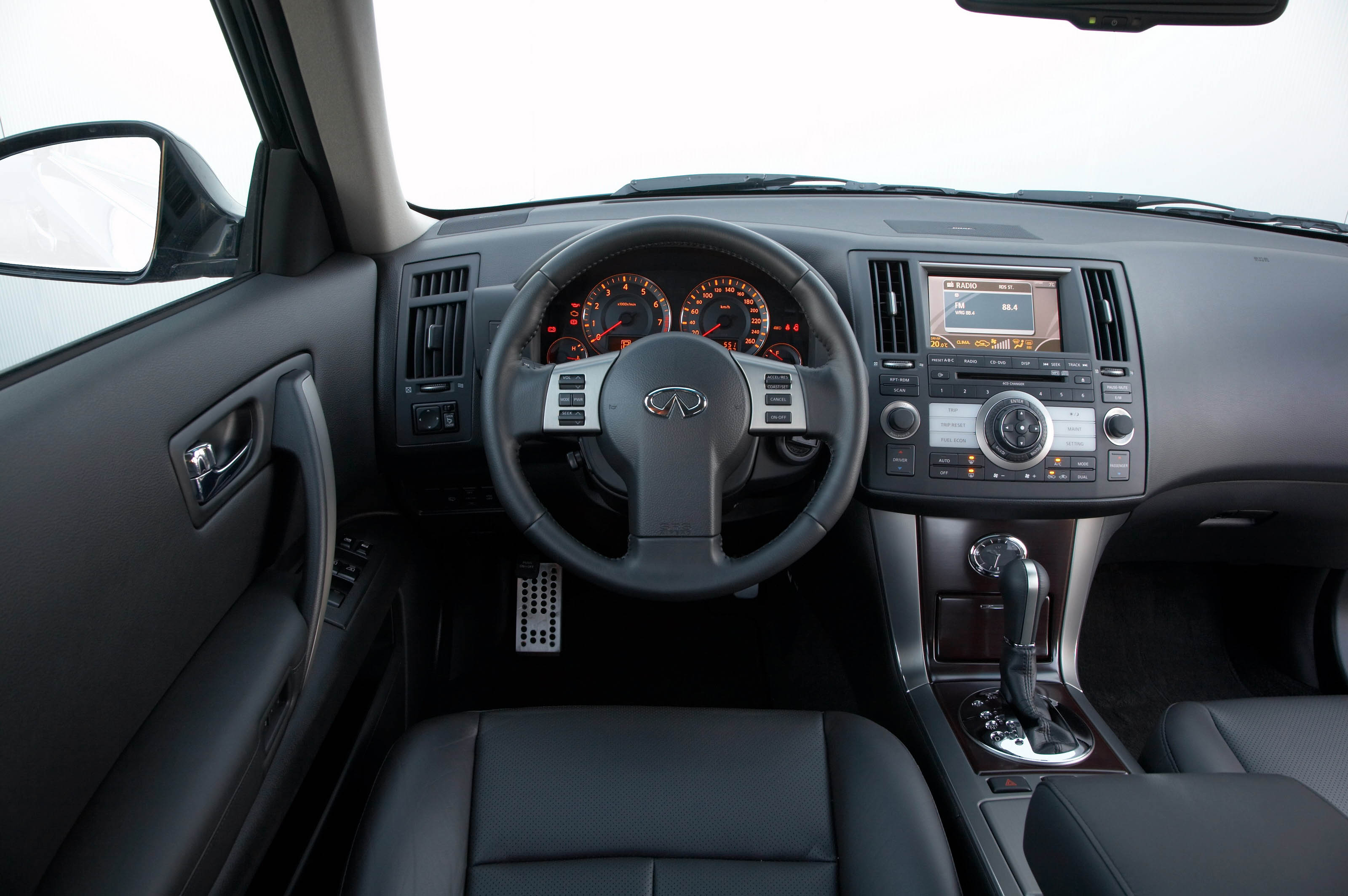 FX45 interior