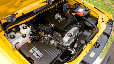 Hummer engine