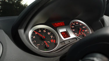 Clio dials