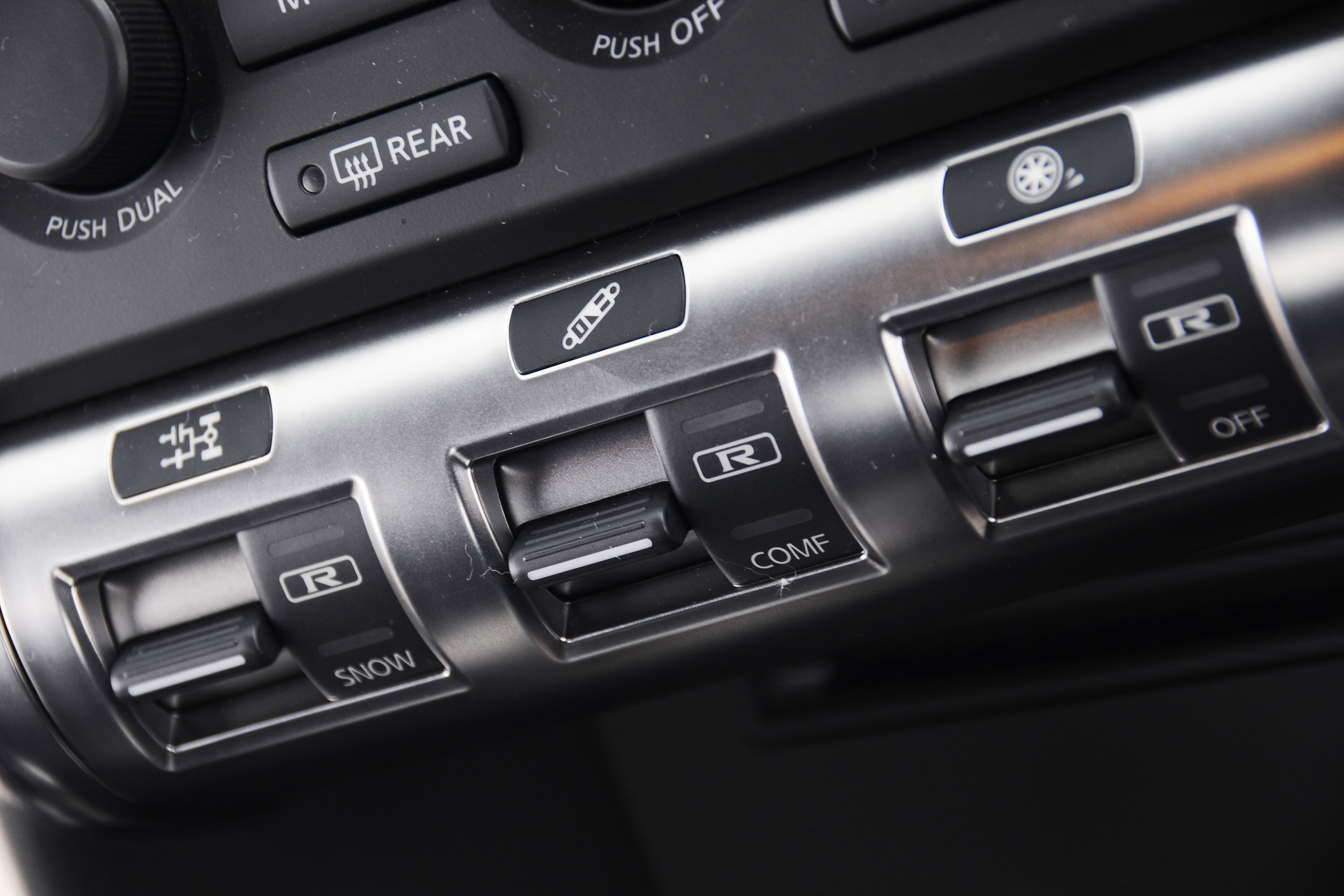 GT-R diff controls
