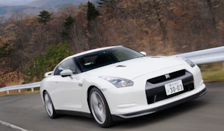 GT-R tracking