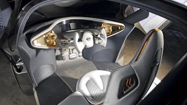 Nissan Mixim