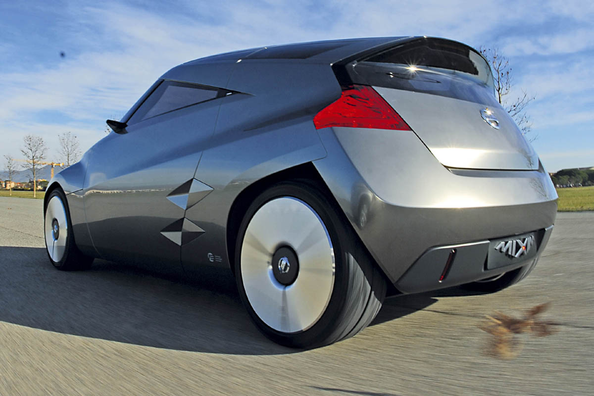 Nissan Mixim