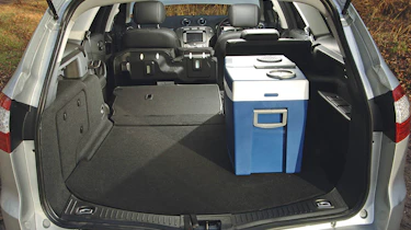 Ford Mondeo boot