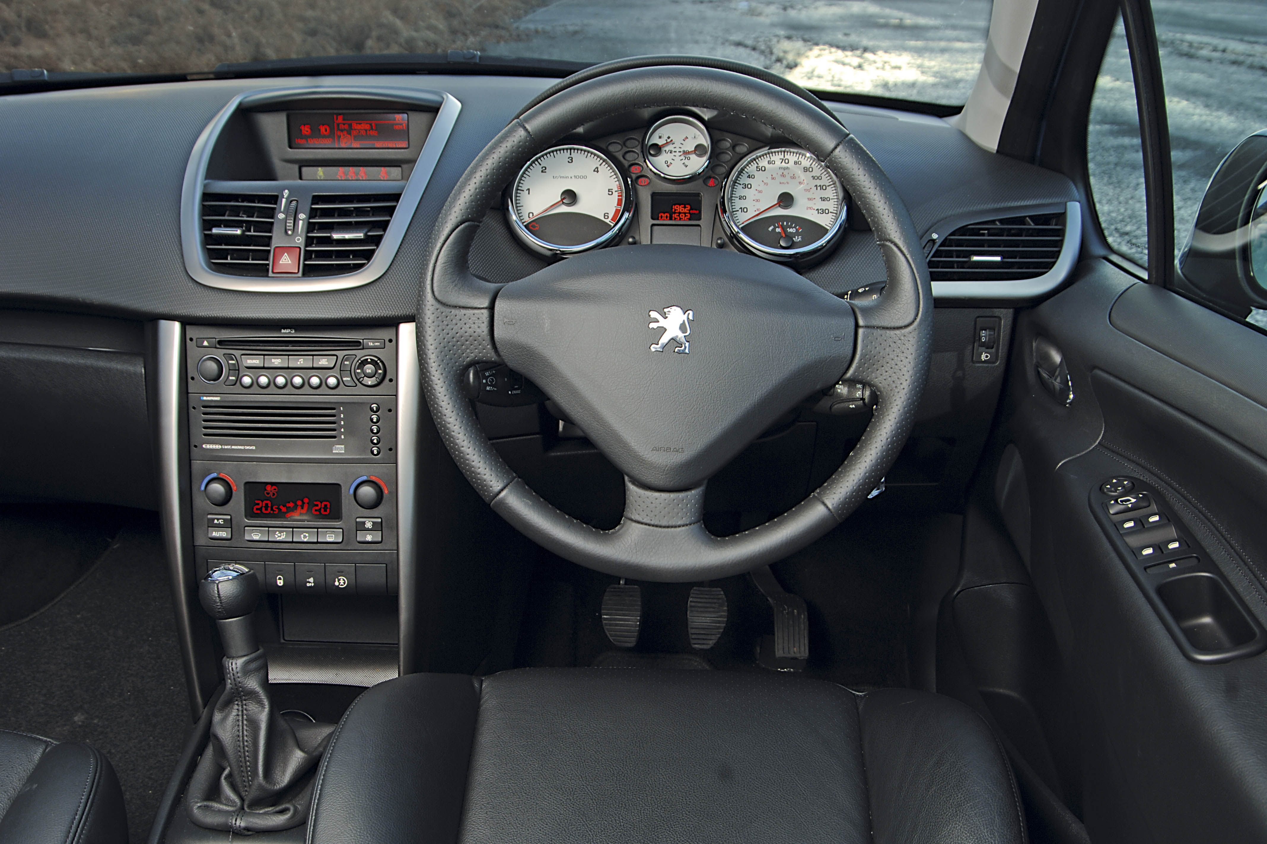 207 dash