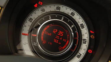 500 dials