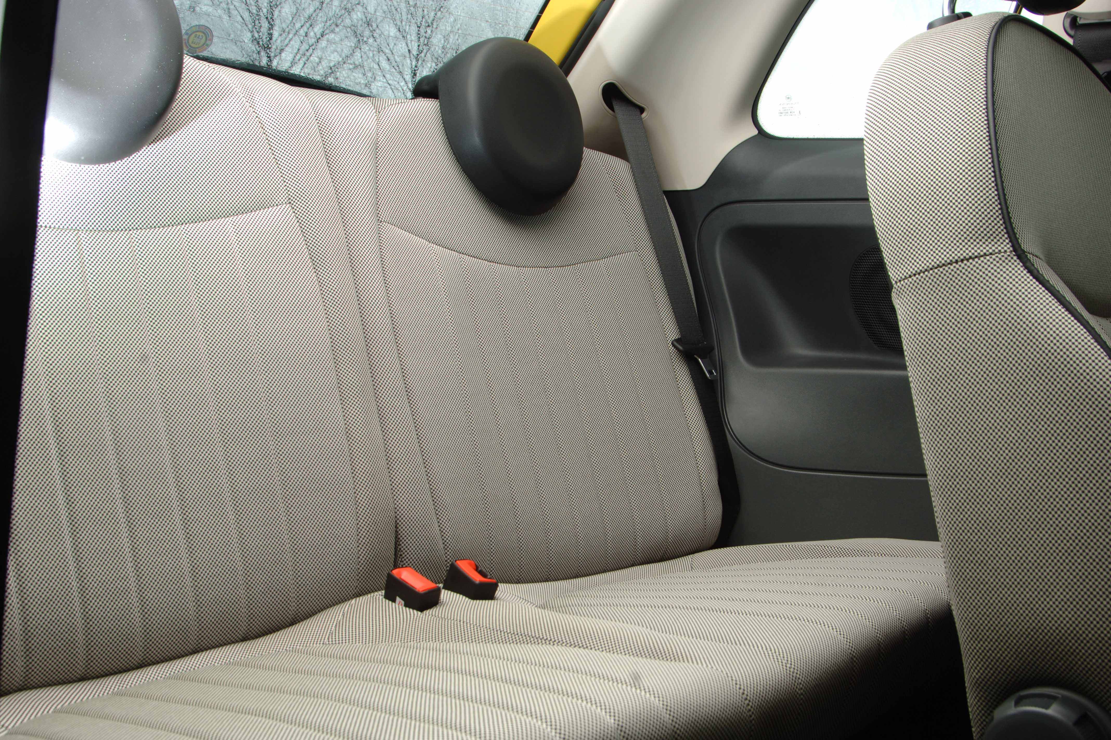 500 rear seats
