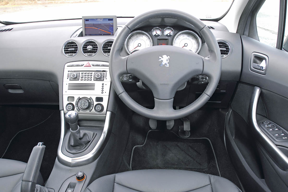 Peugeot cockpit