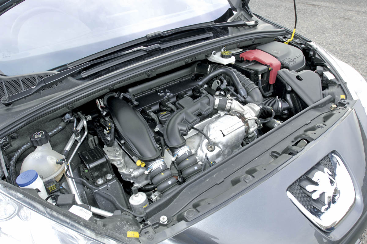 Peugeot engine