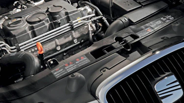Seat engine