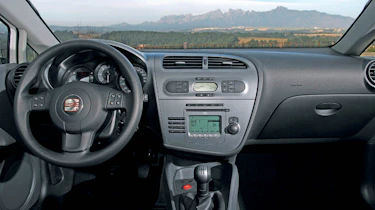 Seat dash