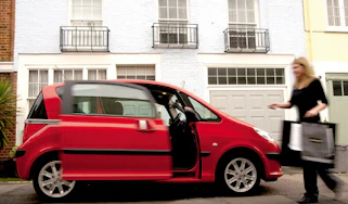 Peugeot 1007 Dolce sliding doors