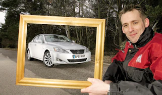 Picture frame around Lexus IS250