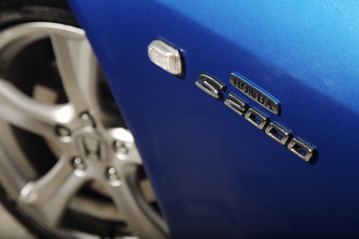 s2000 badge
