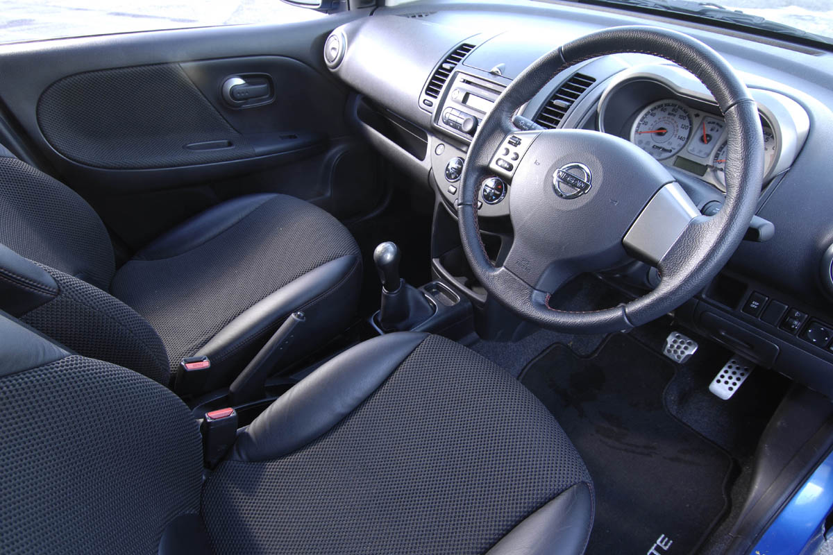 nissan int