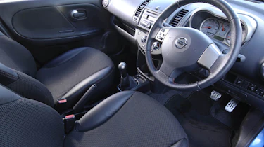 nissan int