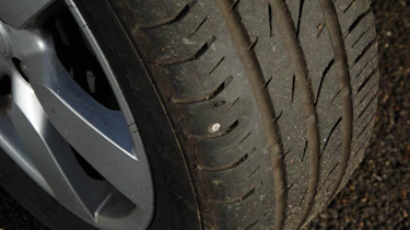 nissan tyre