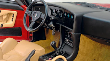 Alfa Romeo SZ