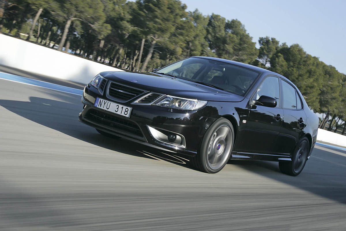 Saab front