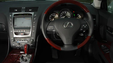 Lexus dash