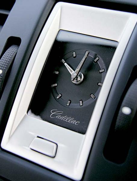 Cadillac BLS clock