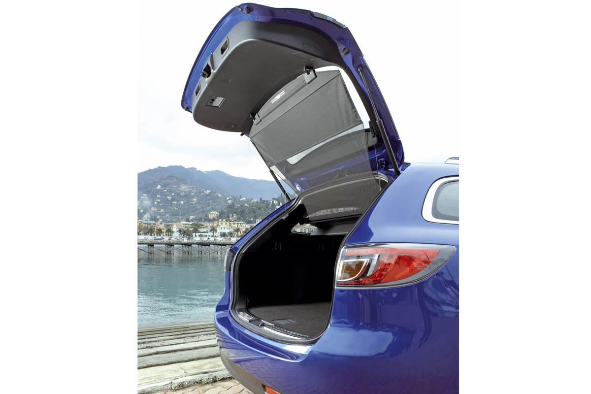 Mazda boot