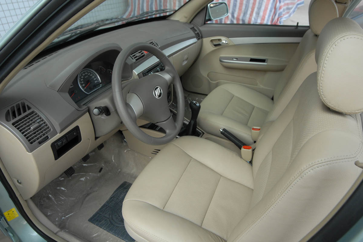 Lifan 01