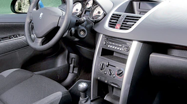 Peugeot 207 interior