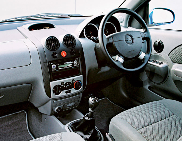 Chevrolet Kalos SX interior