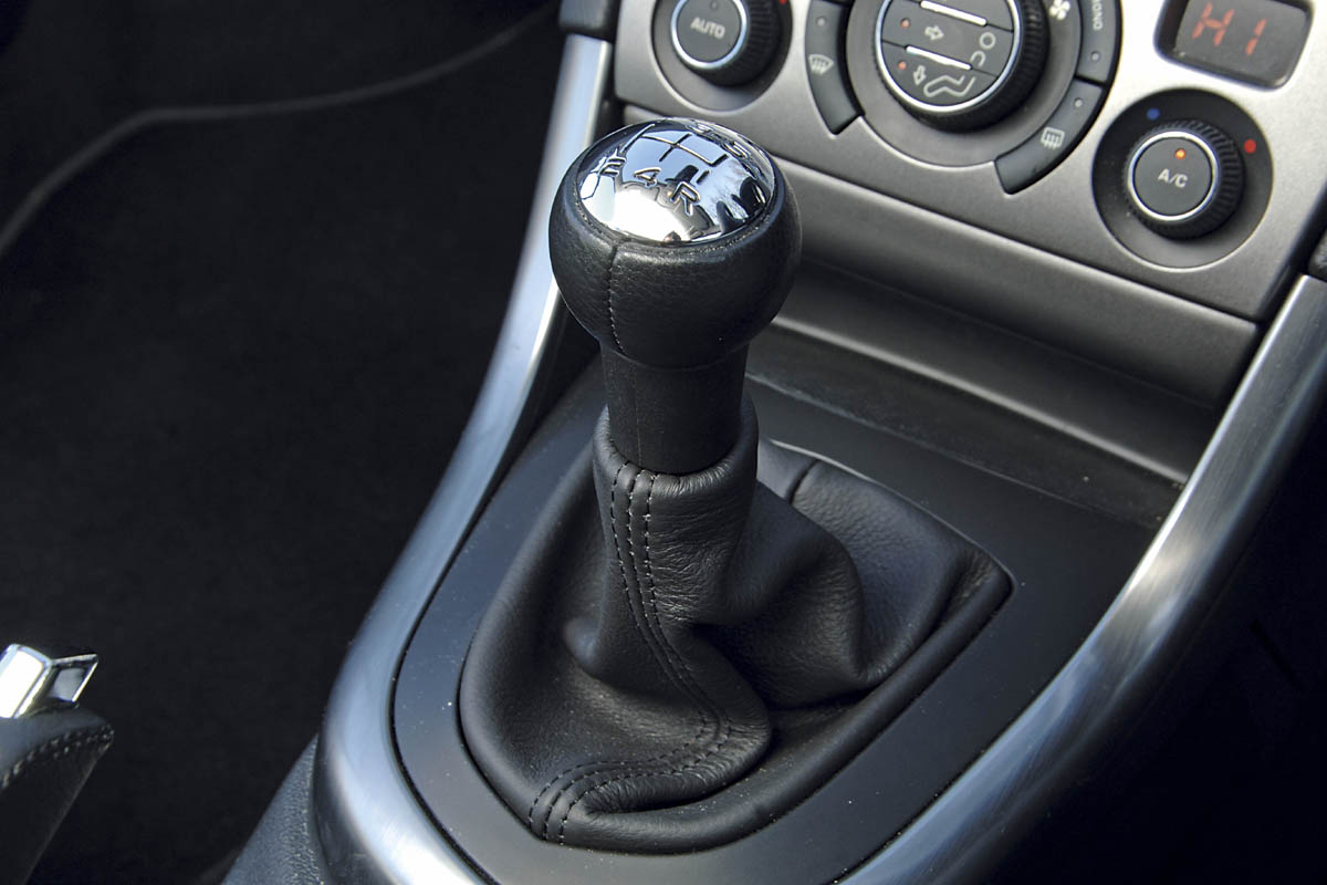 Peugeot gearstick