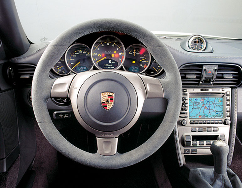 Porsche 911 GT3 dashboard