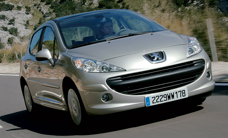 Front view of Peugeot 207 five-door