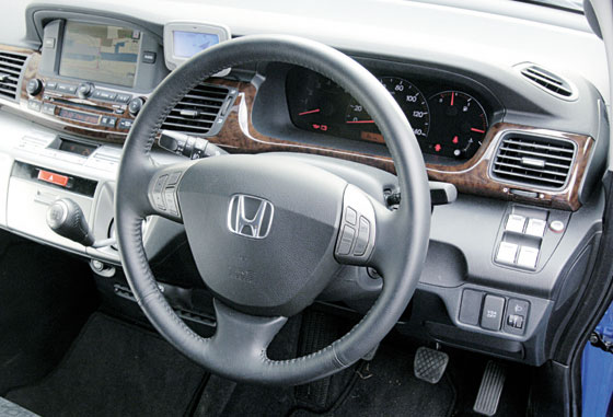 Honda FR-V steering wheel