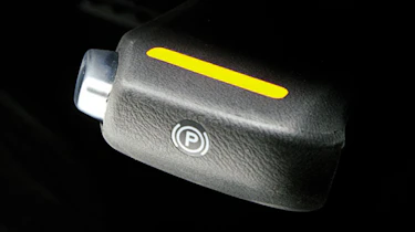 Honda FR-V handbrake
