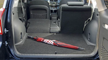 Rav4 boot