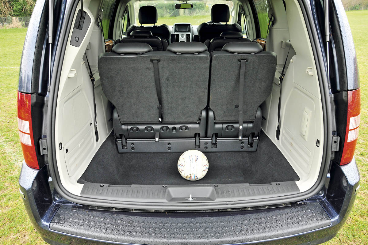 Chrysler boot