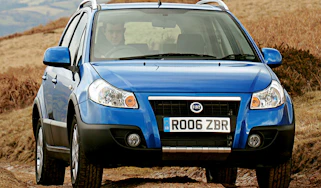 Front view of Fiat Sedici Eleganza