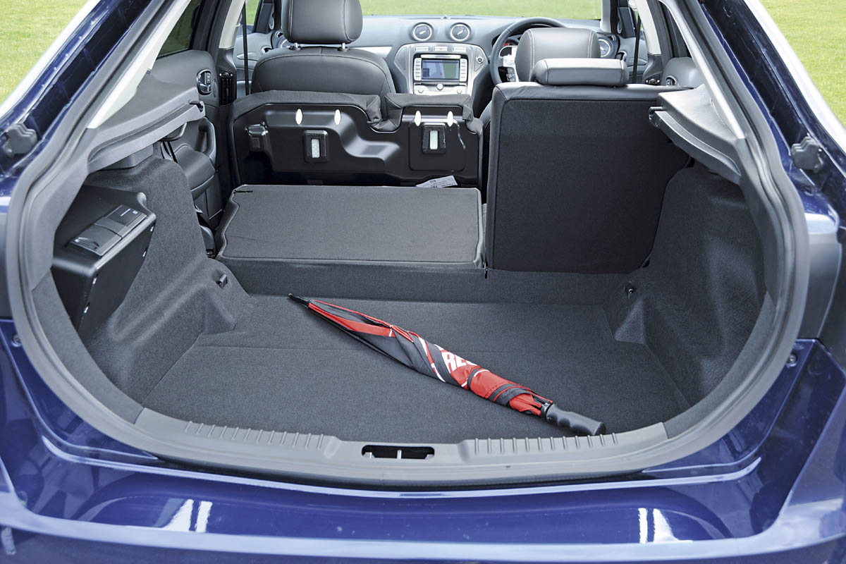 mondeo boot