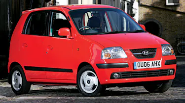 Front view of Hyundai Amica CDX
