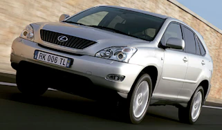 Front view of Lexus RX350