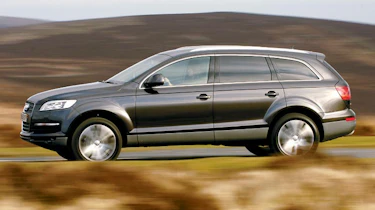 Side view of Audi Q7