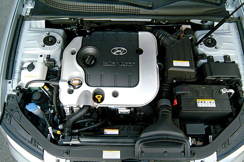 Hyundai 2.0 CDX auto engine